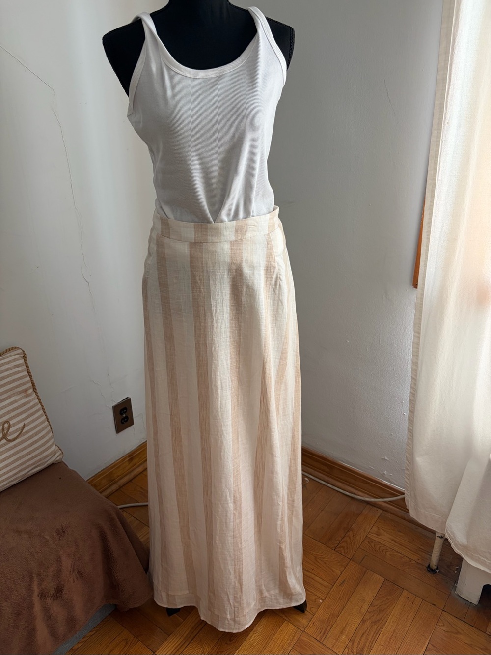 Splendid Cream and Tan Vertical Stripe Maxi Skirt